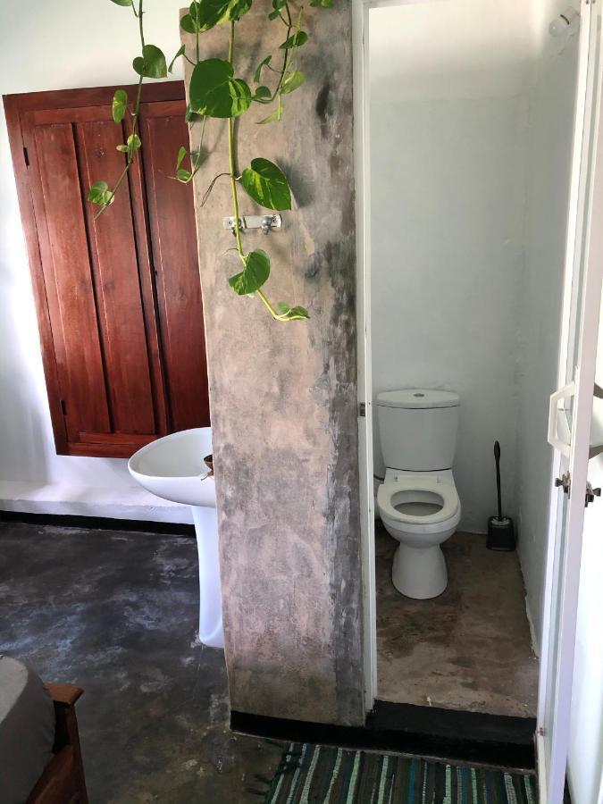 Circus Lagoon Hideaway Bed & Breakfast Dodanduwa Dış mekan fotoğraf