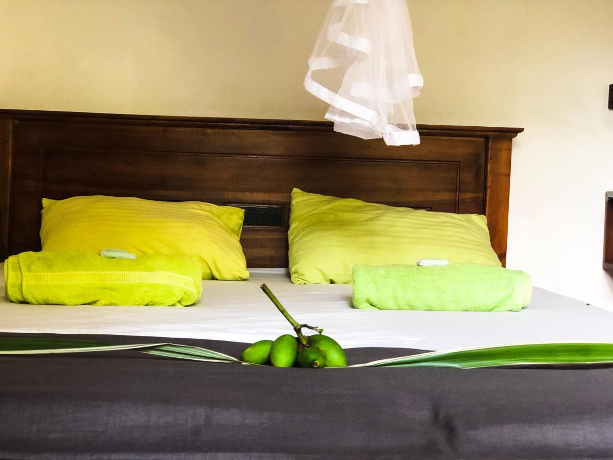Circus Lagoon Hideaway Bed & Breakfast Dodanduwa Dış mekan fotoğraf