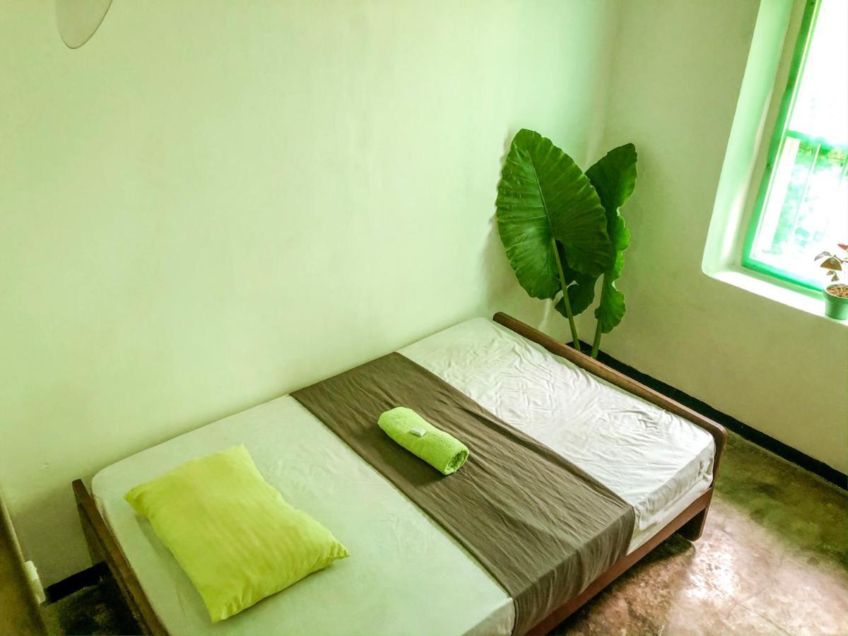 Circus Lagoon Hideaway Bed & Breakfast Dodanduwa Dış mekan fotoğraf
